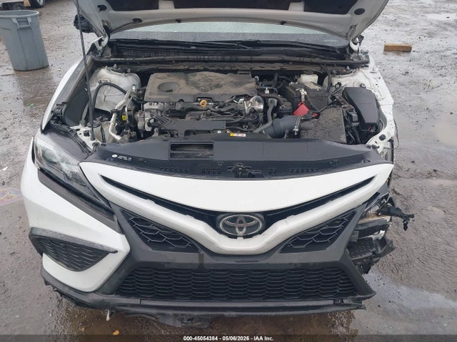 Toyota Camry Se Awd