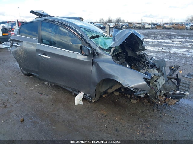 Salvage Nissan Sentra Image