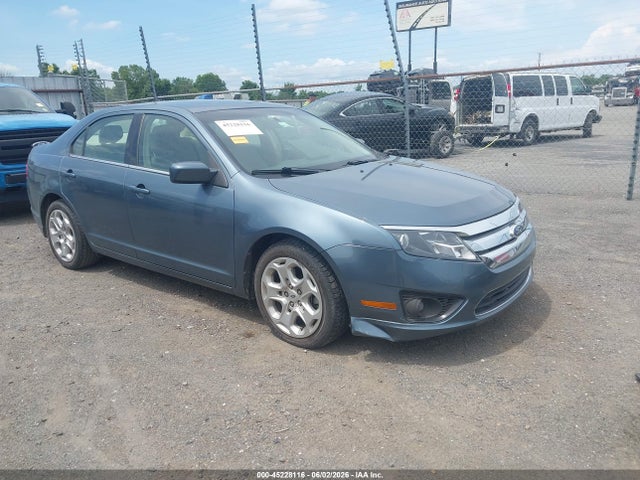 Salvage Ford Fusion Image