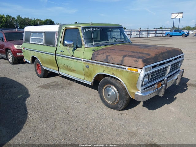 Salvage Ford F-100 Image