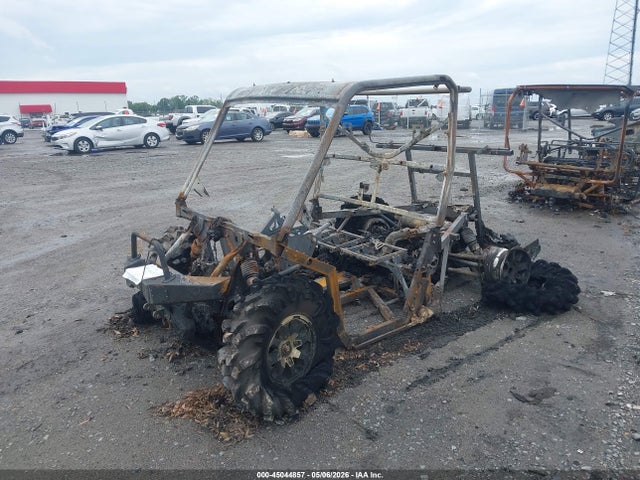 Can-Am Defender Hd8