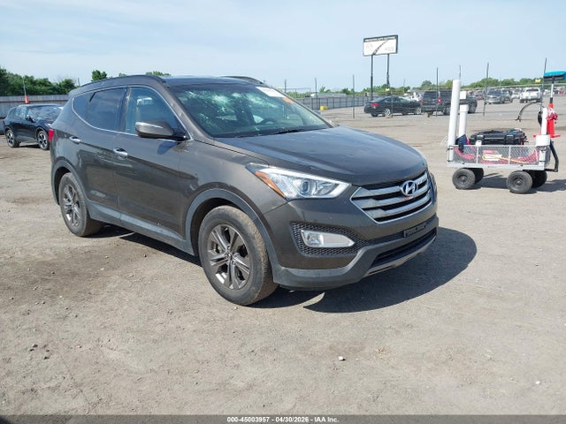 Salvage Hyundai SANTA FE Image