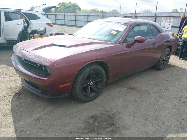 Dodge Challenger Sxt