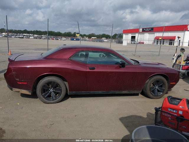 Dodge Challenger Sxt