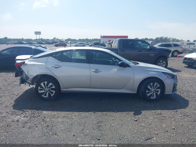 Nissan Altima S Fwd