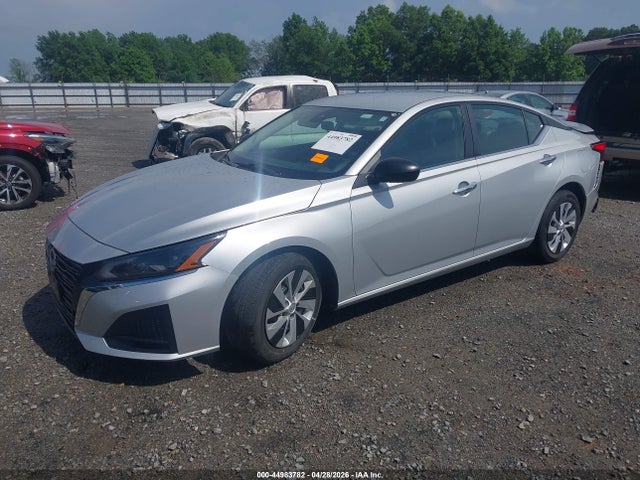Nissan Altima S Fwd