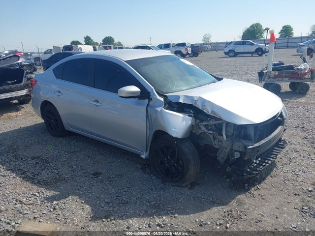 Salvage Nissan Sentra Image