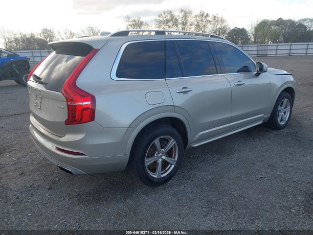 Volvo XC90 T5 Momentum