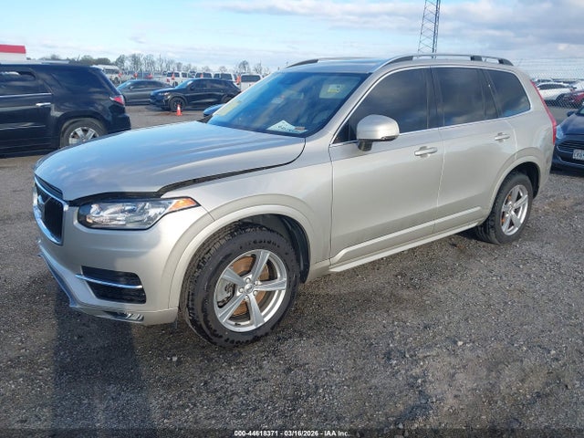 Volvo XC90 T5 Momentum