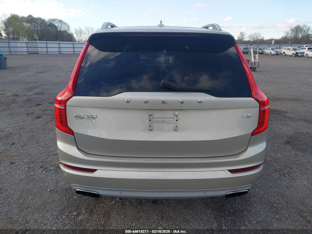 Volvo XC90 T5 Momentum