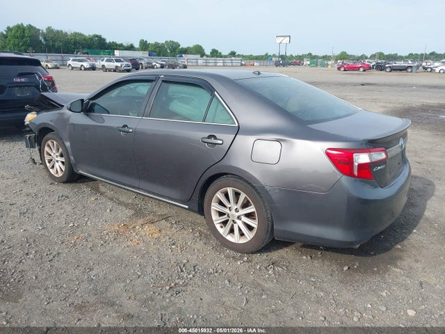 Toyota Camry Xle V6