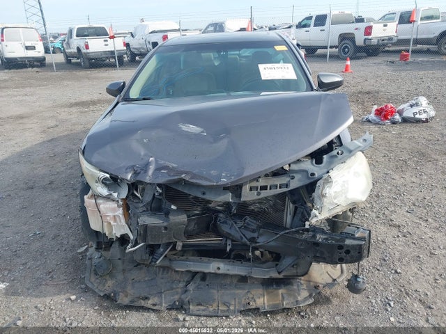 Toyota Camry Xle V6