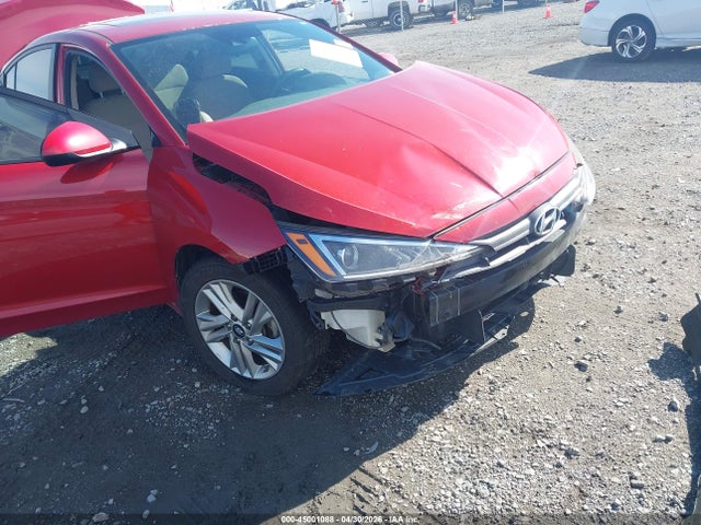 Hyundai ELANTRA Value Edition