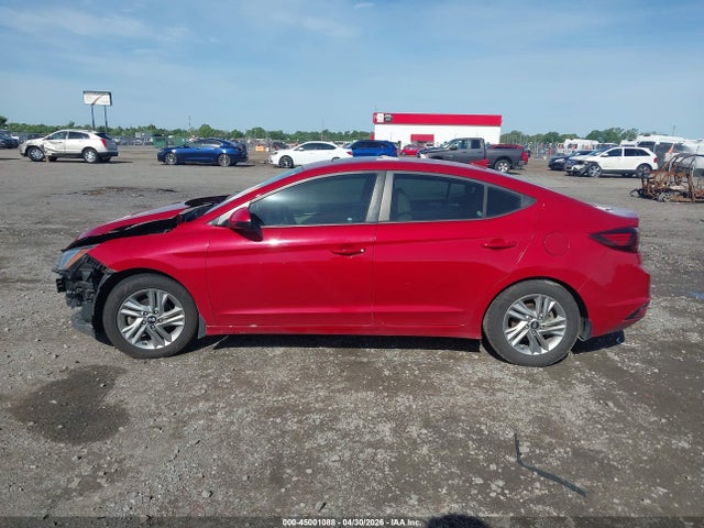 Hyundai ELANTRA Value Edition