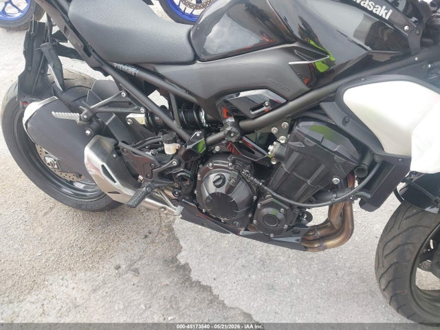 Kawasaki Zr900 S