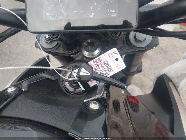 Kawasaki Zr900 S