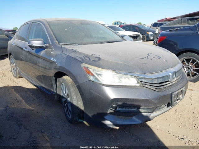 Salvage Honda Accord Image