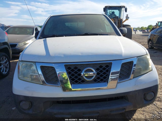 Nissan Frontier S