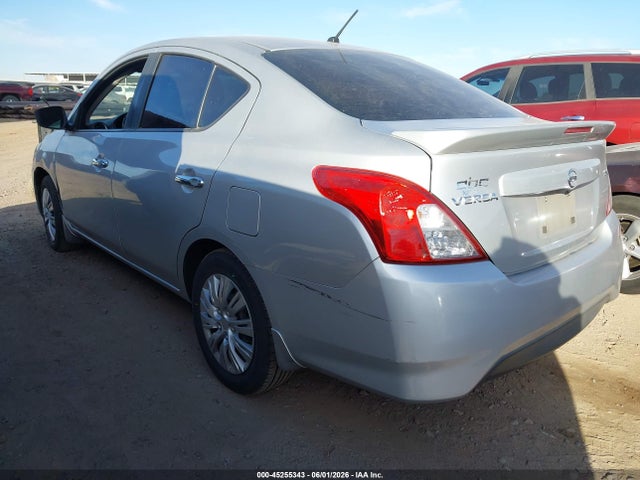 Nissan Versa 1.6 Sv