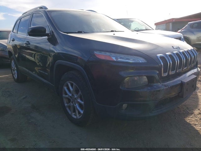 Salvage Jeep Cherokee Image