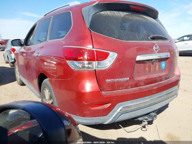 Nissan Pathfinder S