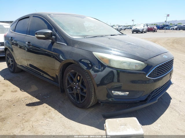 Salvage Ford Focus Image