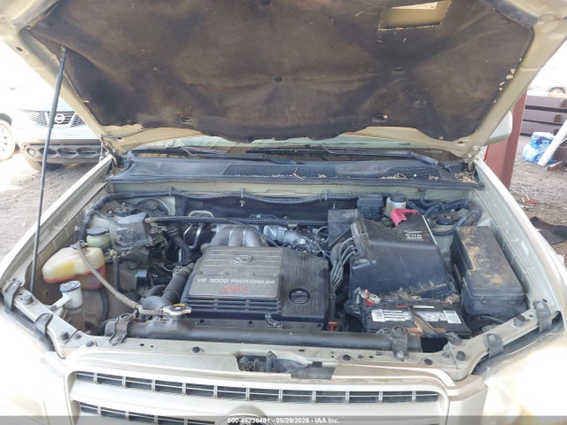 Toyota Highlander V6