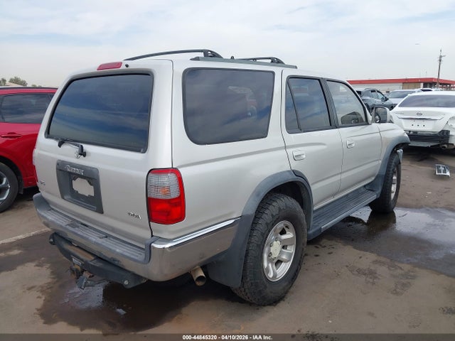 Toyota 4Runner Sr5 V6