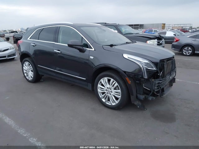 Salvage Cadillac XT5 Image