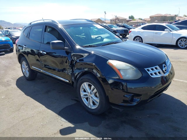 Salvage Nissan Rogue Image