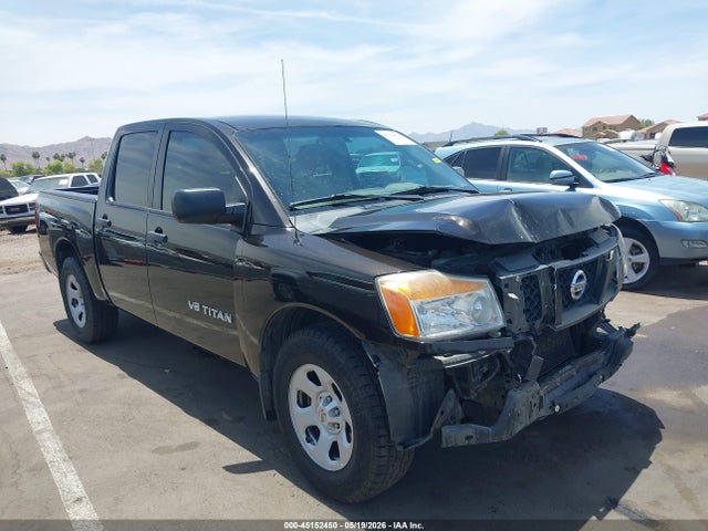 Salvage Nissan Titan Image