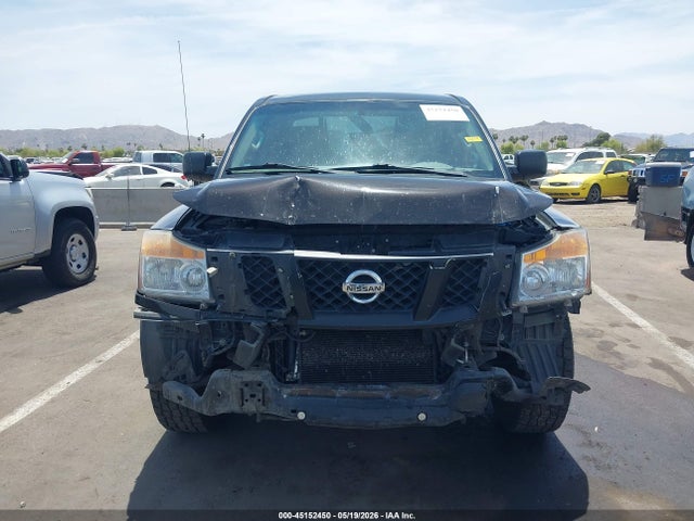 Nissan Titan S