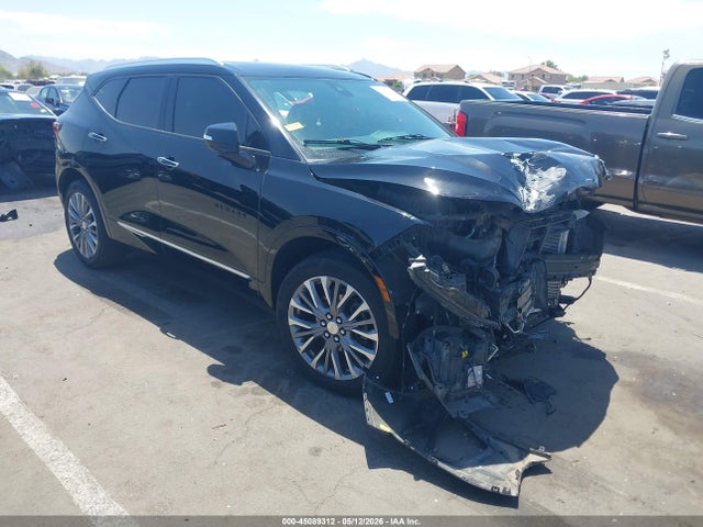 Salvage Chevrolet Blazer Image
