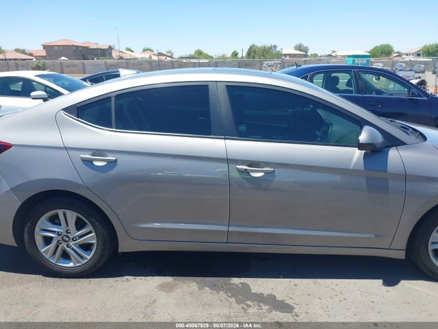 Hyundai ELANTRA Value Edition