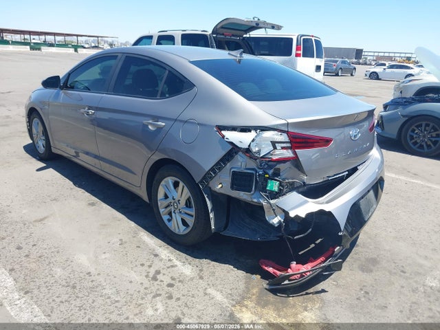 Hyundai ELANTRA Value Edition