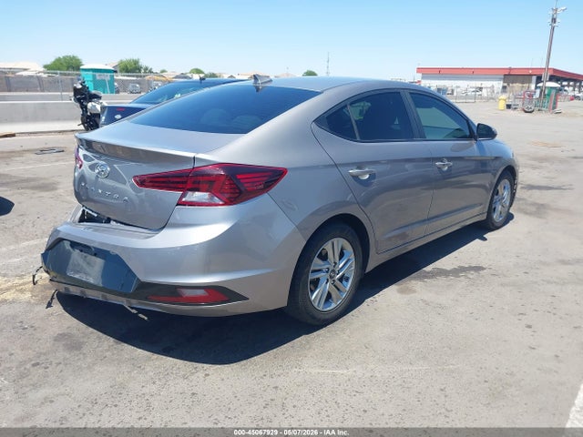Hyundai ELANTRA Value Edition