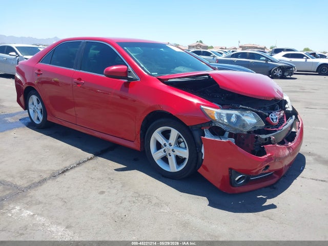 Salvage Toyota Camry Image