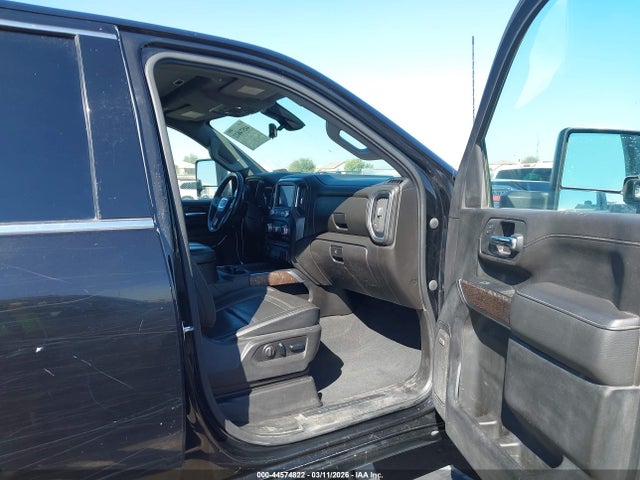 General Motors Sierra 2500HD 4wd  Standard Bed Denali