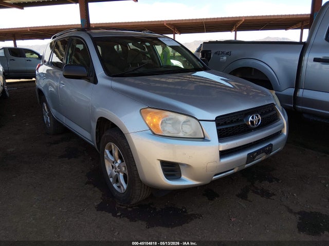 Salvage Toyota RAV4 Image