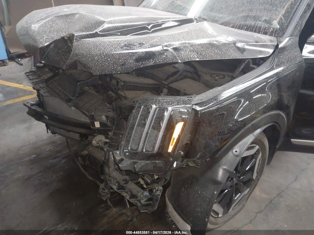 Kia Telluride S