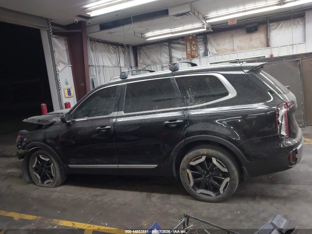 Kia Telluride S
