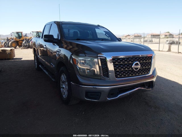 Salvage Nissan Titan Image