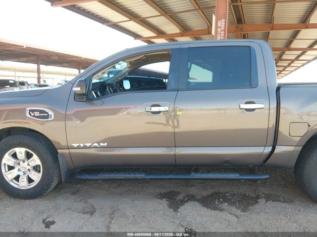 Nissan Titan Sv