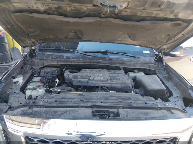 Nissan Titan Sv