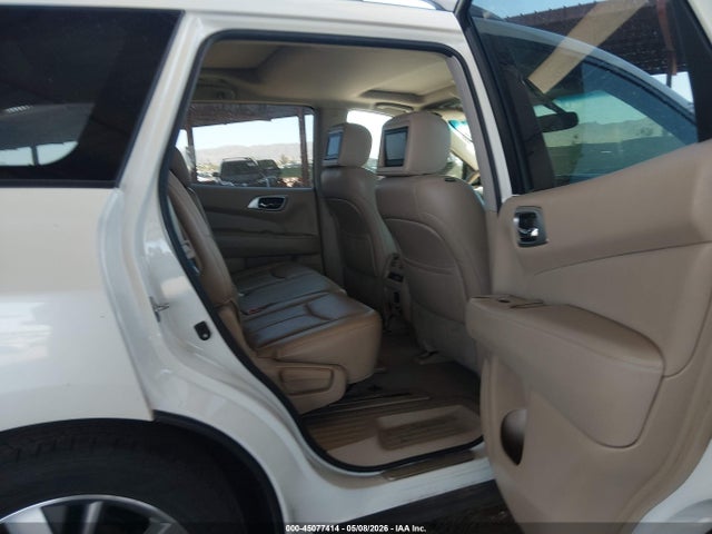 Nissan Pathfinder Platinum
