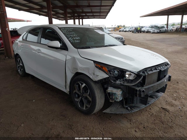 Salvage Kia Forte Image