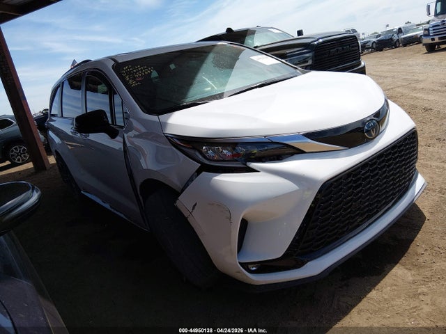 Toyota Sienna Xse