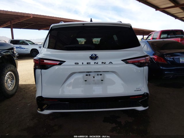 Toyota Sienna Xse