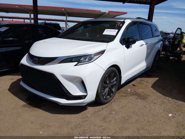 Toyota Sienna Xse