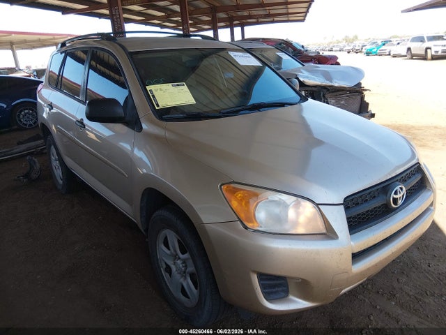 Salvage Toyota RAV4 Image